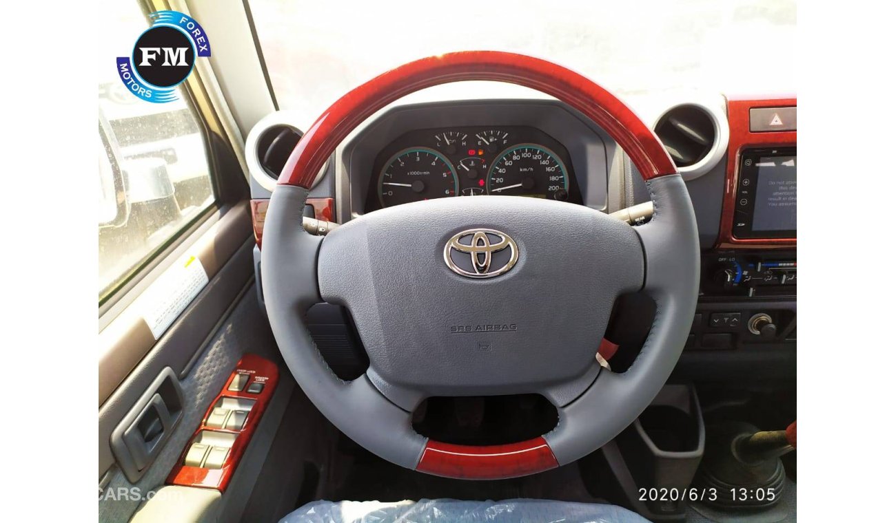Toyota Land Cruiser 70 76 HARDTOP LX LIMITED V8 4.5L TURBO DIESEL MANUAL TRANSMISSION WAGON