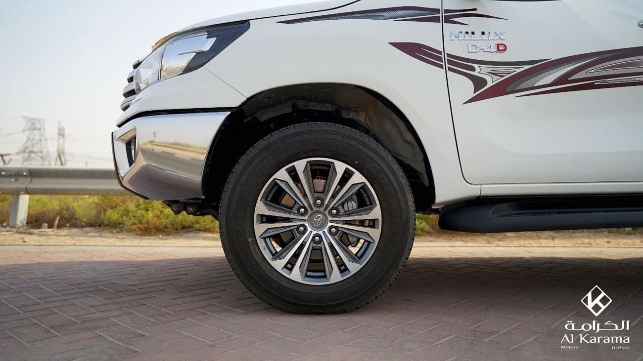 Toyota Hilux GL 2 2.4L AWD D-4D |  Diesel 4x4 Manual Transmission |  Rear Camera | Alloy Wheels | GCC