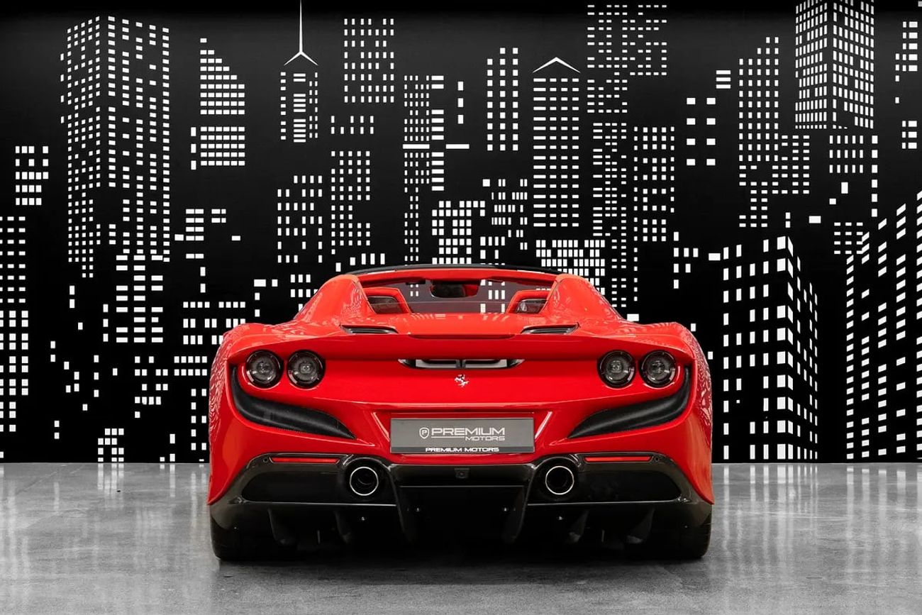 فيراري ف ٨ سبيدر 3.9T V8