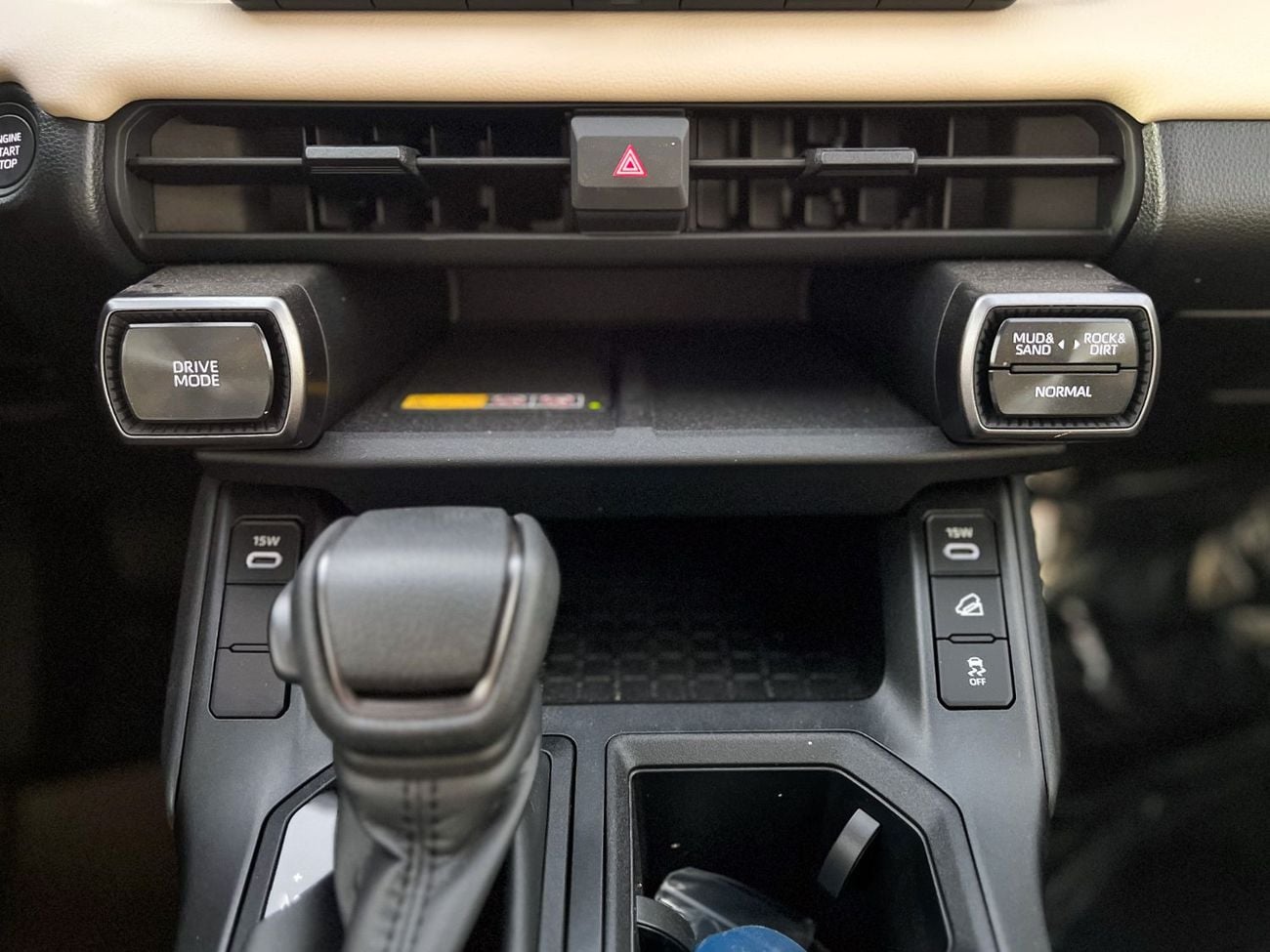 Toyota RAV4 EXPORT ONLY - Toyota Rav4 XLE - G 2.0L