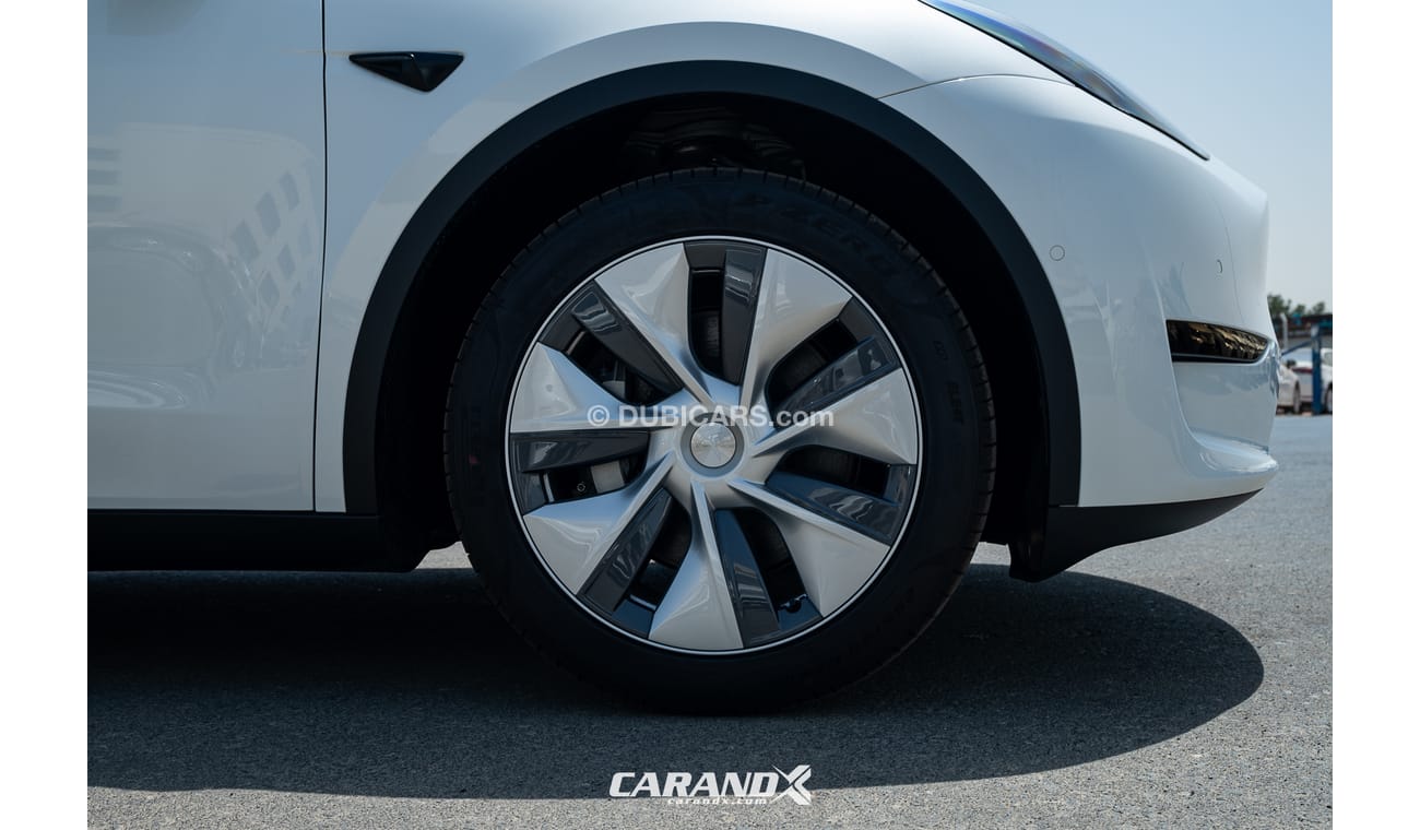 Tesla Model Y White 2023