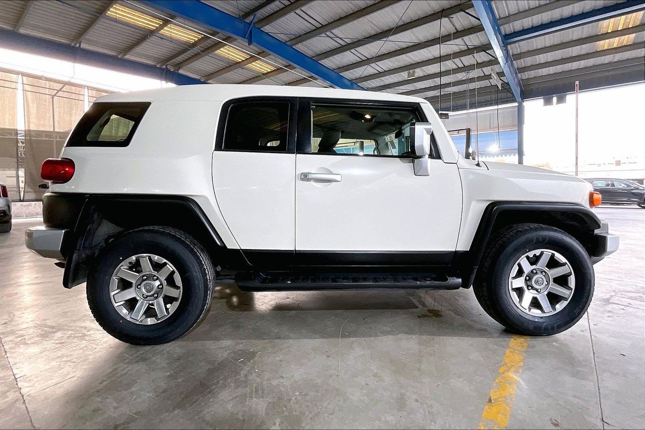 تويوتا إف جي كروزر GXR | شامل الضمان | 0 ﺪﻔﻋﺓ ﺃﻮﻟﻯ