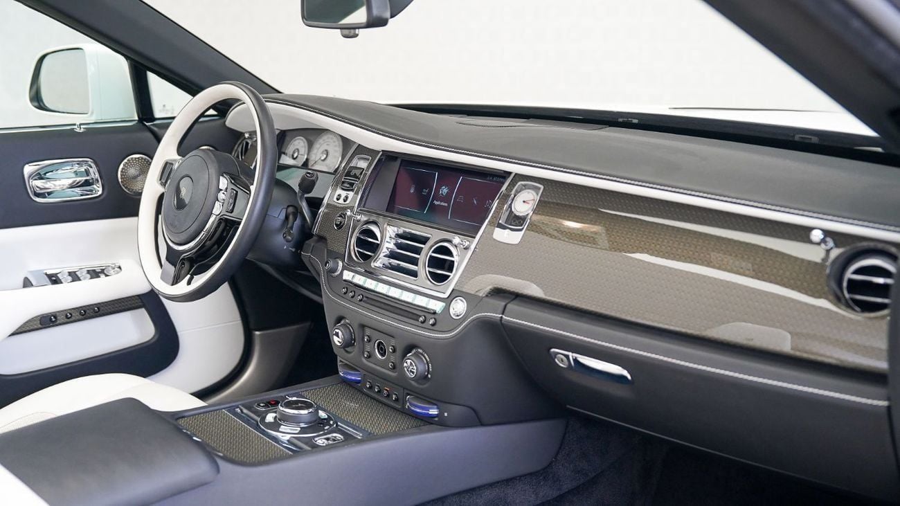 Rolls-Royce Dawn Special Offer | AED 24,536 PM | Up to 3 Years Warranty | 2019 Rolls-Royce Dawn Black Badge