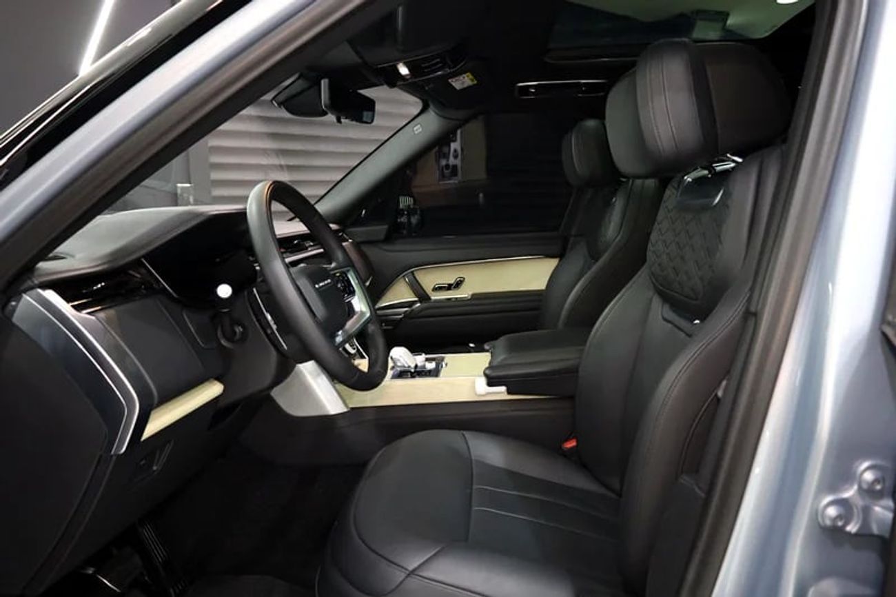 لاند روفر رينج روفر Vogue SV, Rear Entertainment, Dealer Warranty Till 29/10/2028
