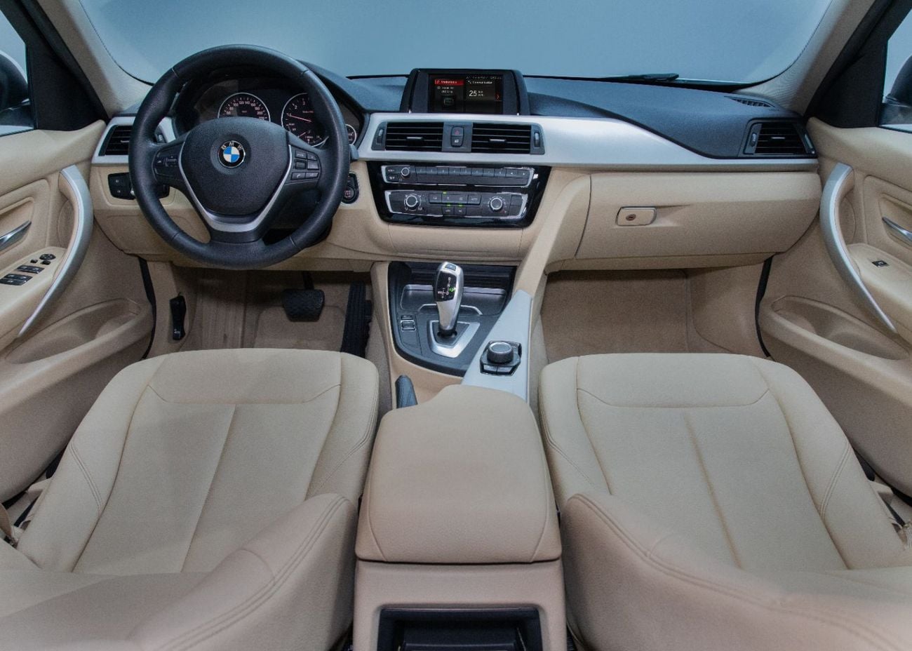 BMW 318i STD