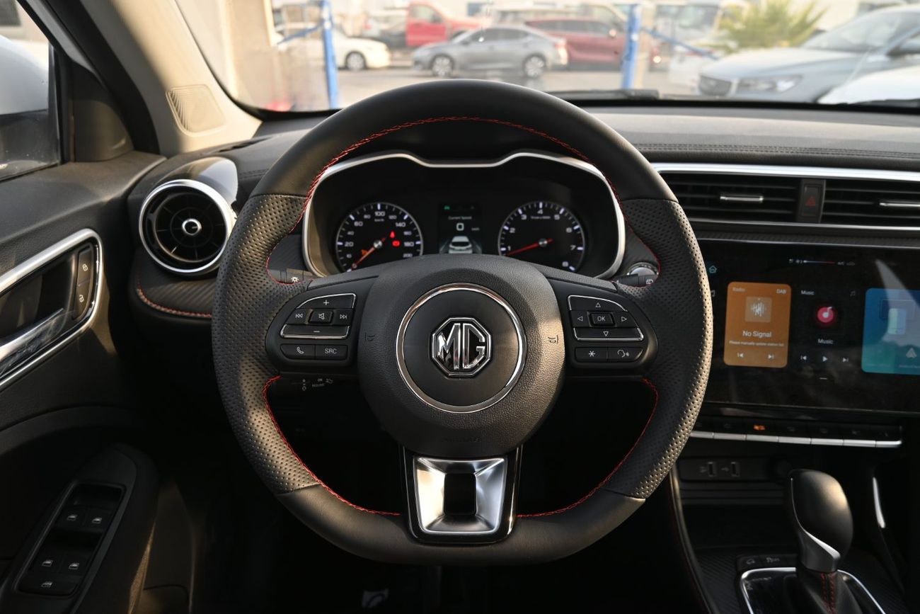 MG ZS MG ZS 1.5L Basic Option, Petrol Model 2025, Color White