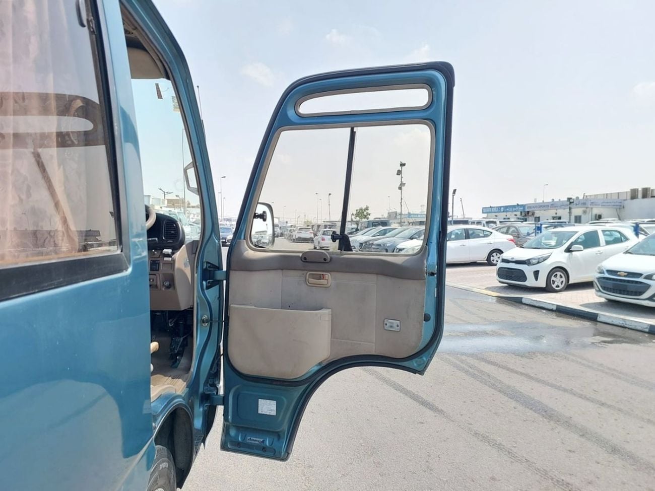 تويوتا كوستر (RAMADAN OFFER) TOYOTA COASTER BUS RHD 1996 MODEL 4.2 L DIESEL AUTOMATIC(PM01351)