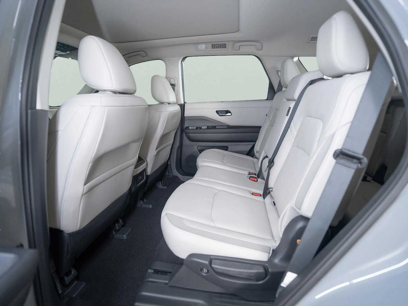 Nissan Pathfinder SV 3.5