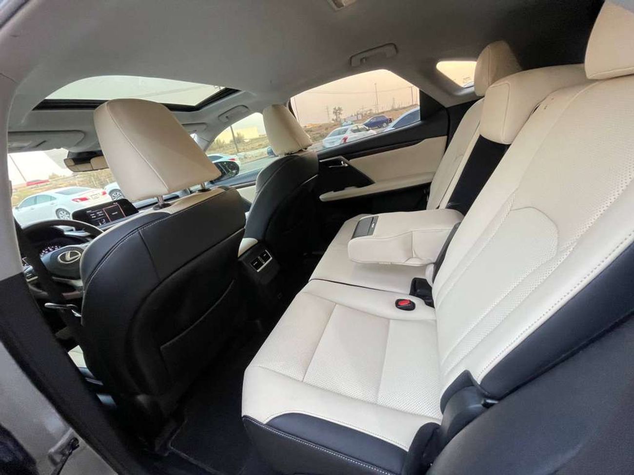 لكزس RX 350 Platinum 3.5L (275 HP)