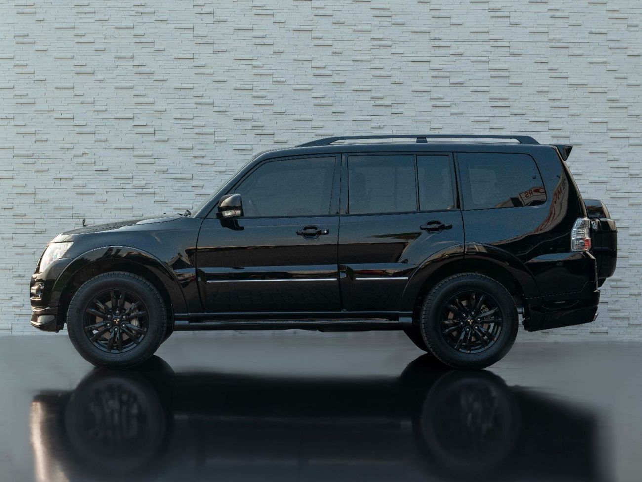 Mitsubishi Pajero AED 2,044 PM • 3.8L SIGNATURE - FINAL EDITION • BRAND NEW • OFFICIAL MITSUBISHI WARRANTY UNTIL 2027