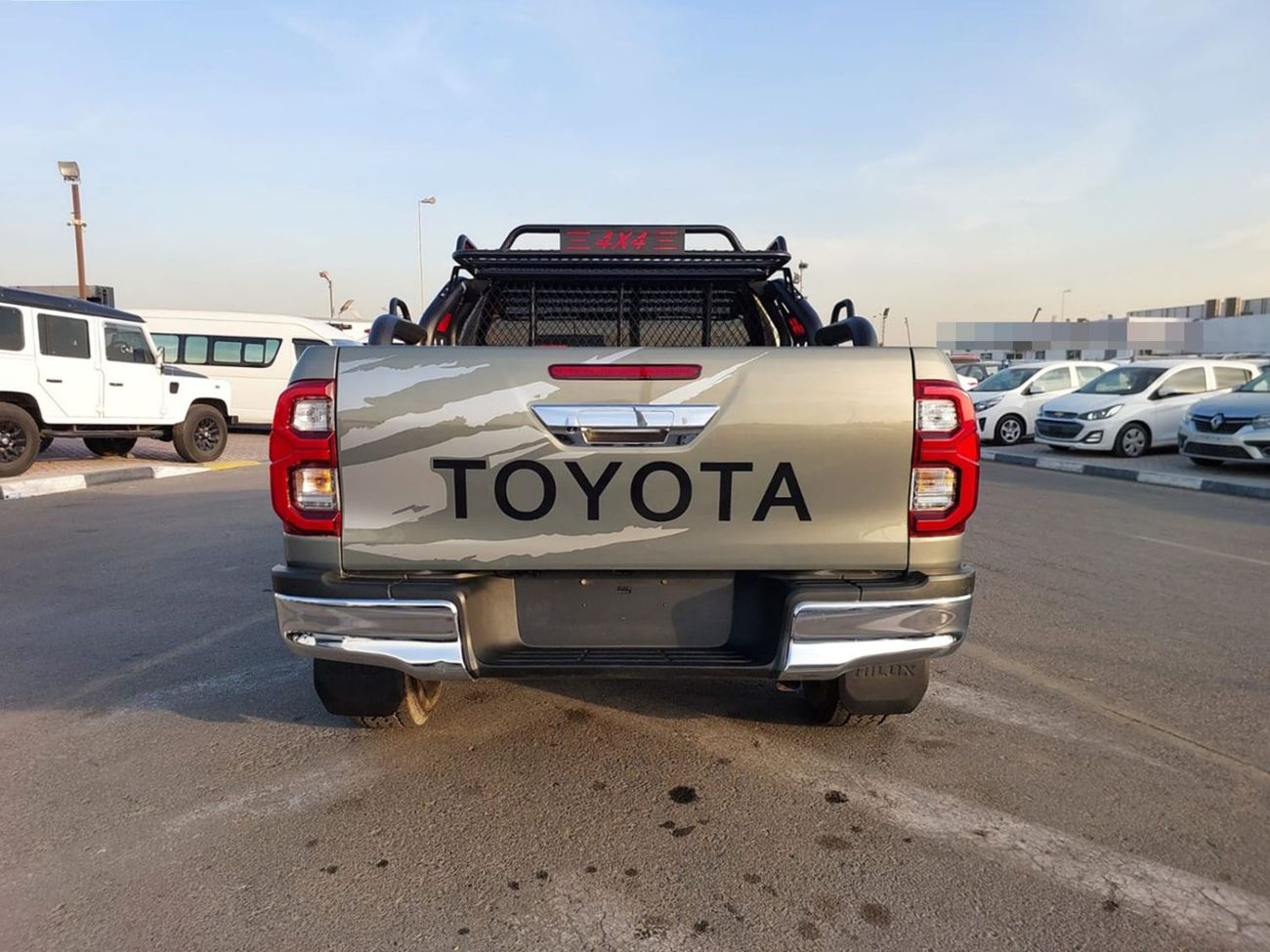 تويوتا هيلوكس TOYOTA HILUX PICKUP RHD 2022 MODEL 2.8 L DIESEL AUTOMATIC(PM77151)