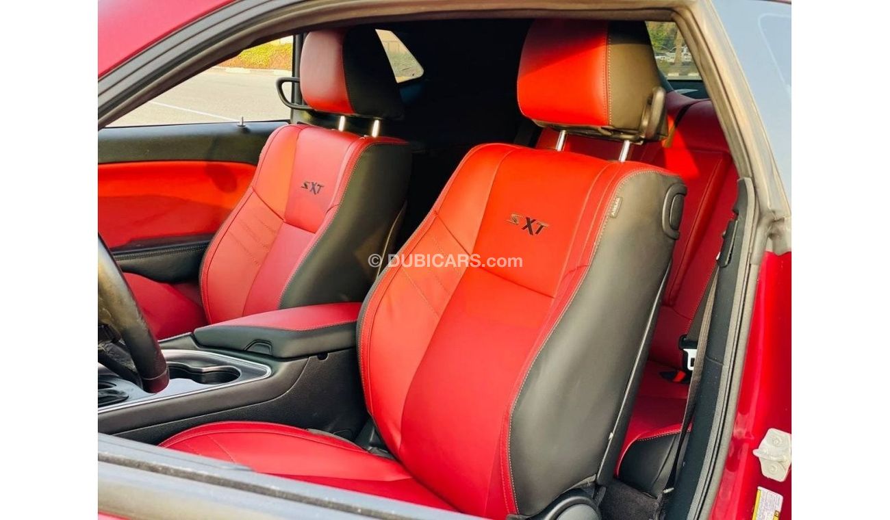 Dodge Challenger DODGE CHALLENGER SXT V6 MODEL 2018