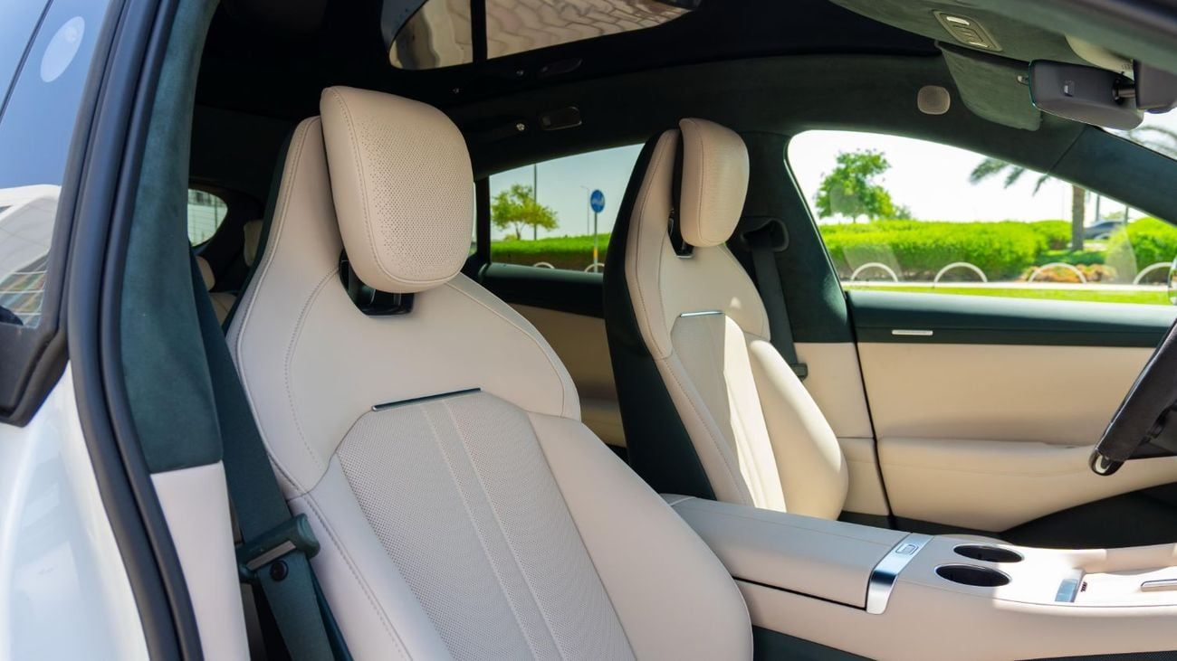 شاومى YU7 Xiaomi  Max YU7 2025 - With Master Account - Panorama - 21" Alloy Wheels - EVS Warranty