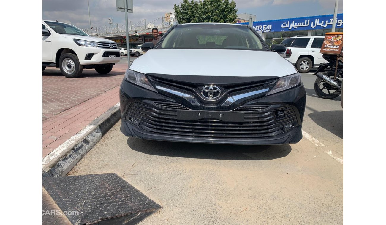 تويوتا كامري 2020YM 2.5 GLE Sunroof, Smart Key, Rear Camera-Black inside Gray Available