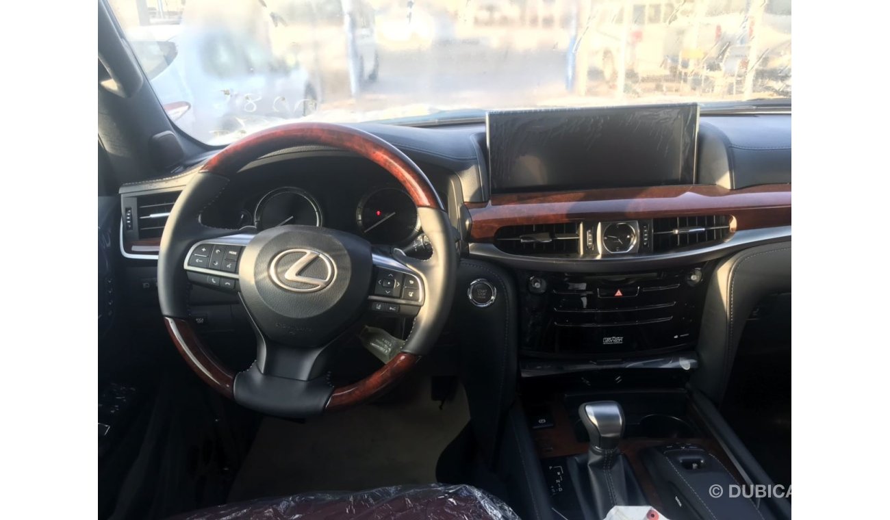 Lexus LX570 5.7