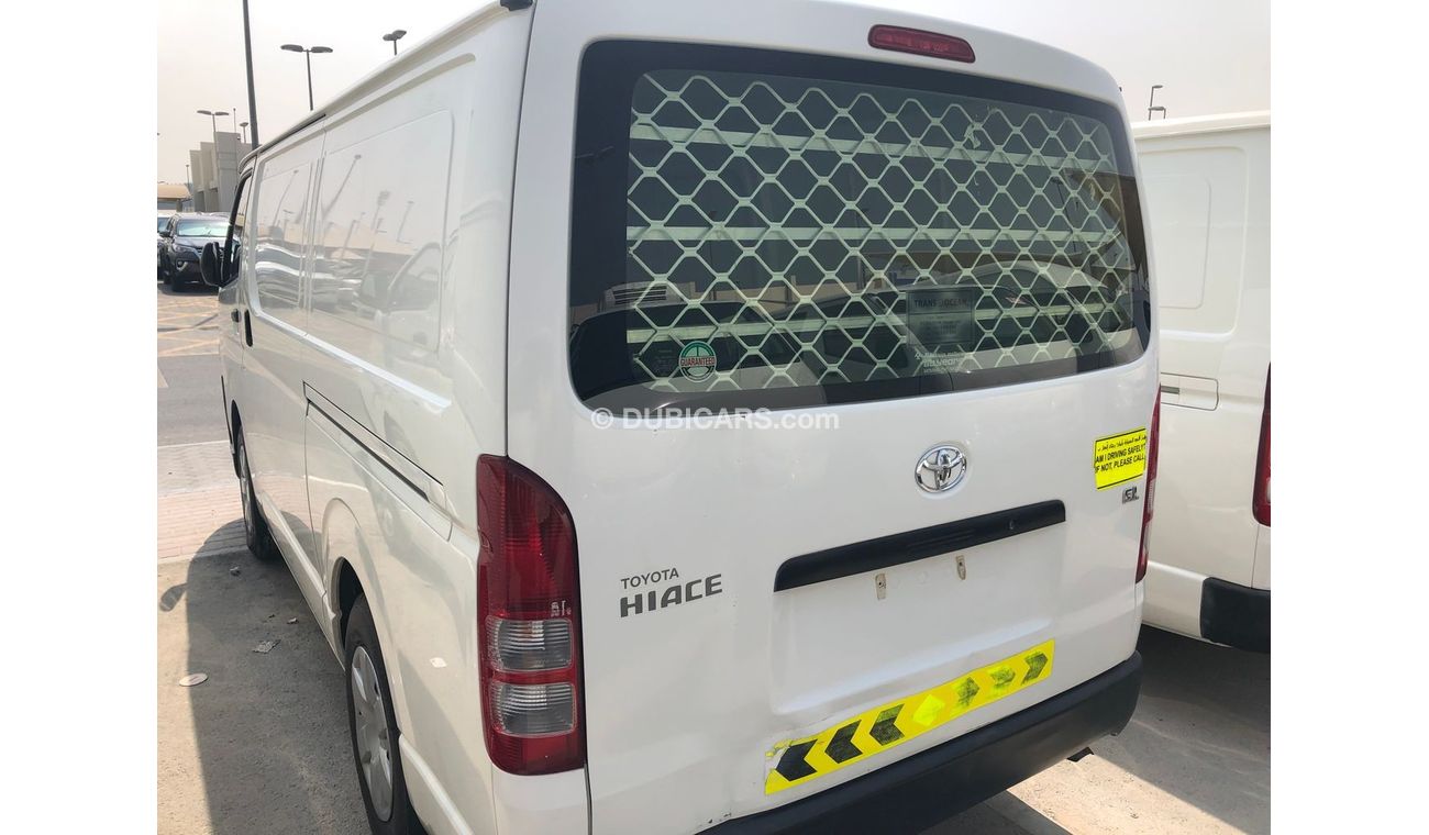 Toyota Hiace 2015. Free of accident