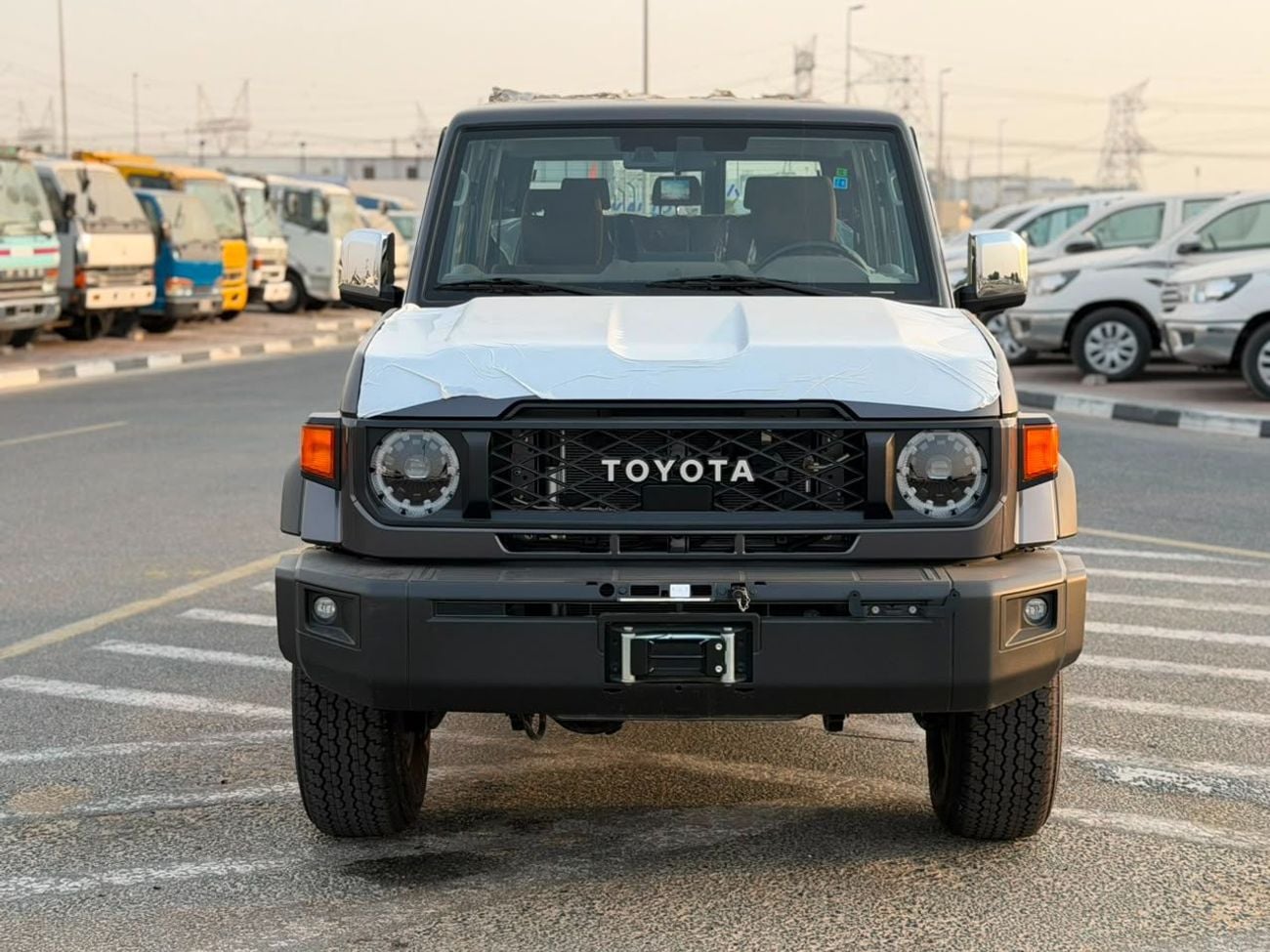 Toyota Land Cruiser 70 LC76 HT VXR