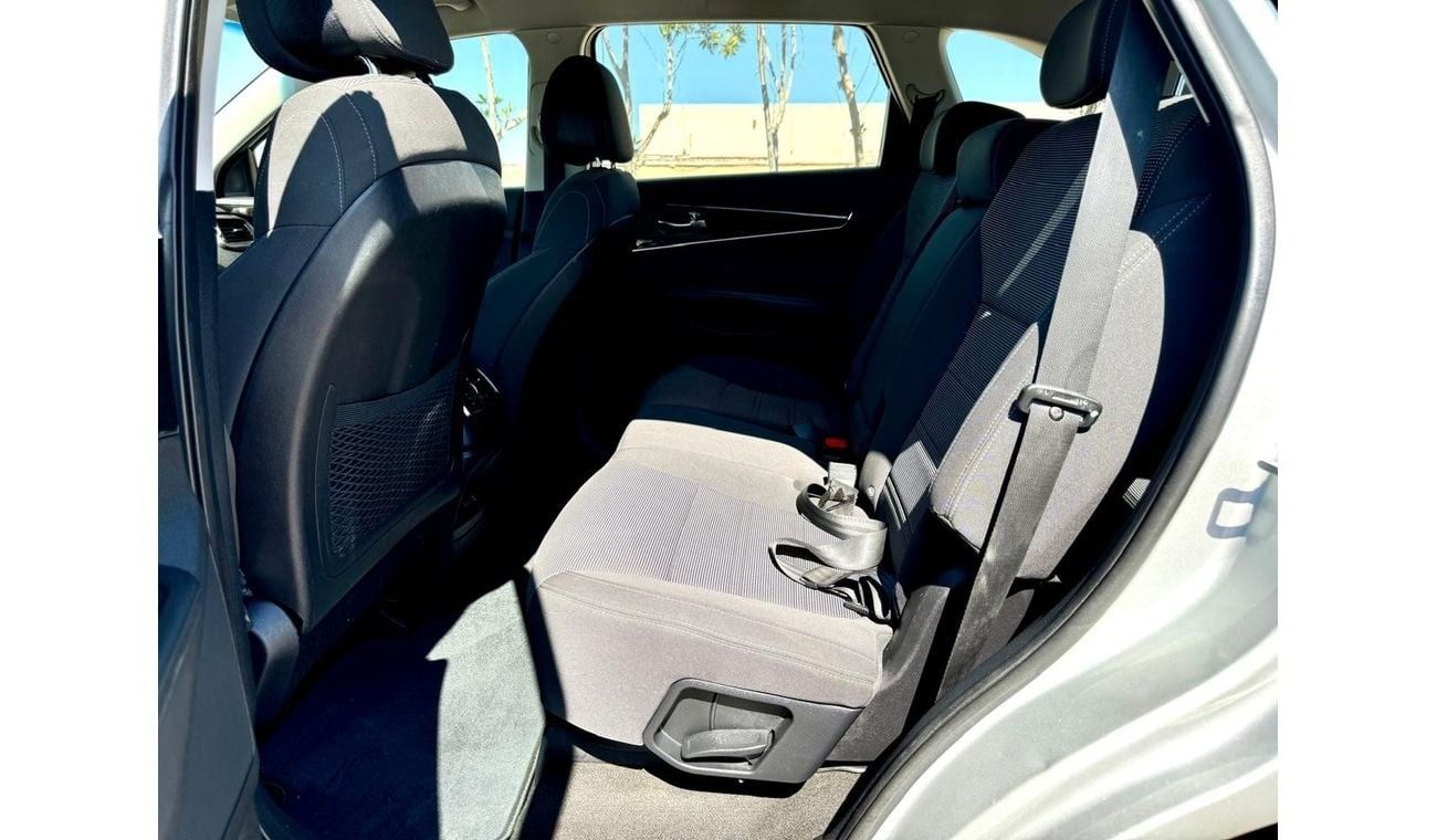 Kia Sorento LX 2.4L 860x48-Monthly l GCC l Cruise, Camera, GPS l Accident Free