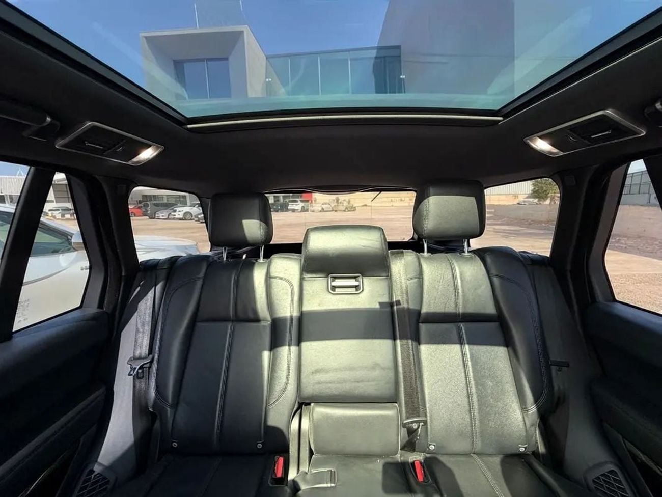 Land Rover Range Rover HSE RANGE ROVER HSE | 5.0L V8 | 4WD | GCC SPECS | 2016