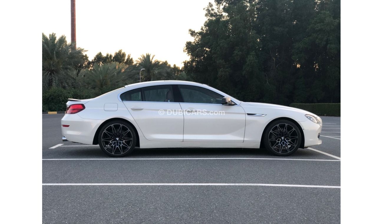 BMW 650i Luxury MODEL 2013 GCC CAR PREFECT CONDITION INSIDE AND OUTSIDE FULL OPTION PANORAMIC ROOF LEATHER SE