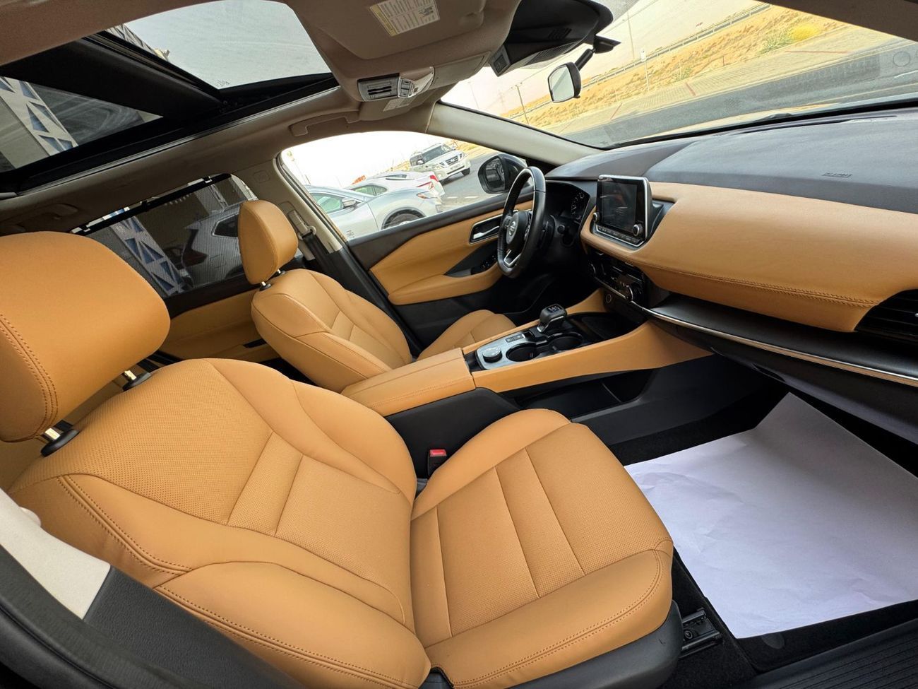 Nissan Rogue 2.5L V4 / LOW MILEAGE 56000 ONLY / PANORAMA / ACTIVE RADAR / ROAD ASSIST / REMOTE START