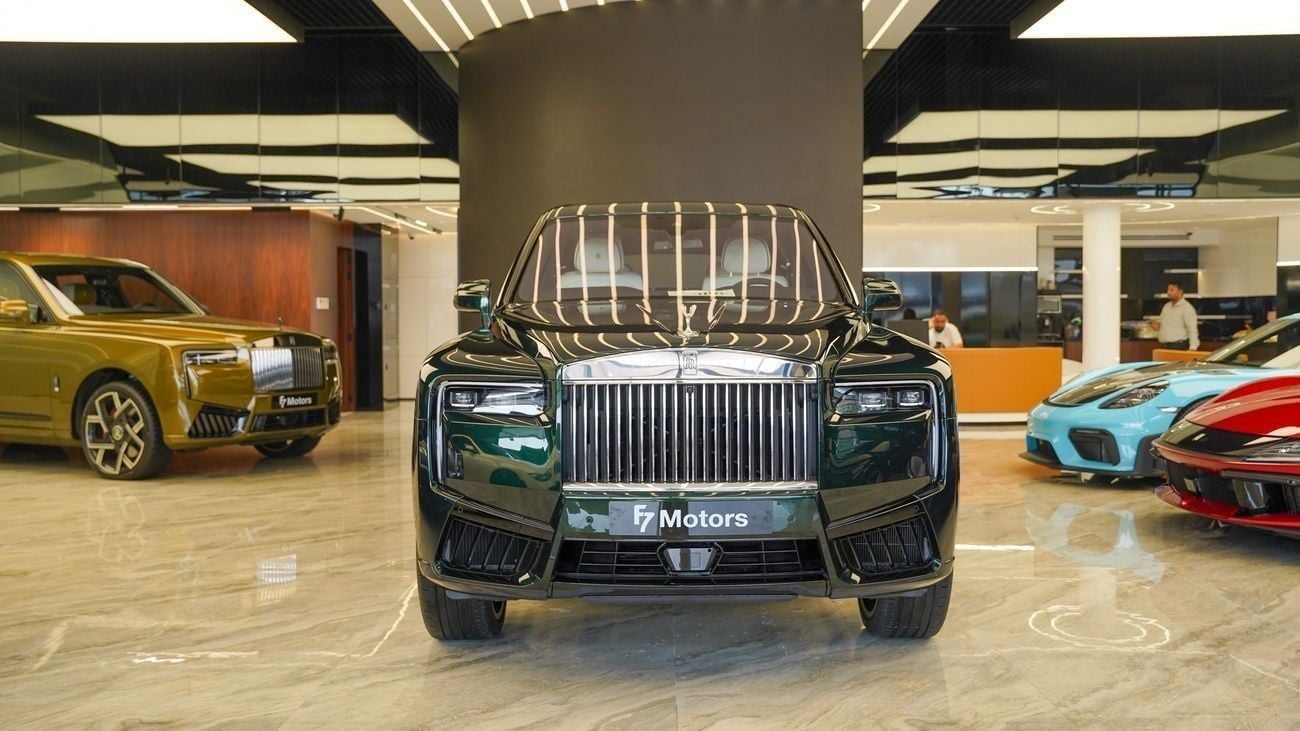 Rolls-Royce Cullinan Rolls Royce Cullinan - Silver Badge - 2026