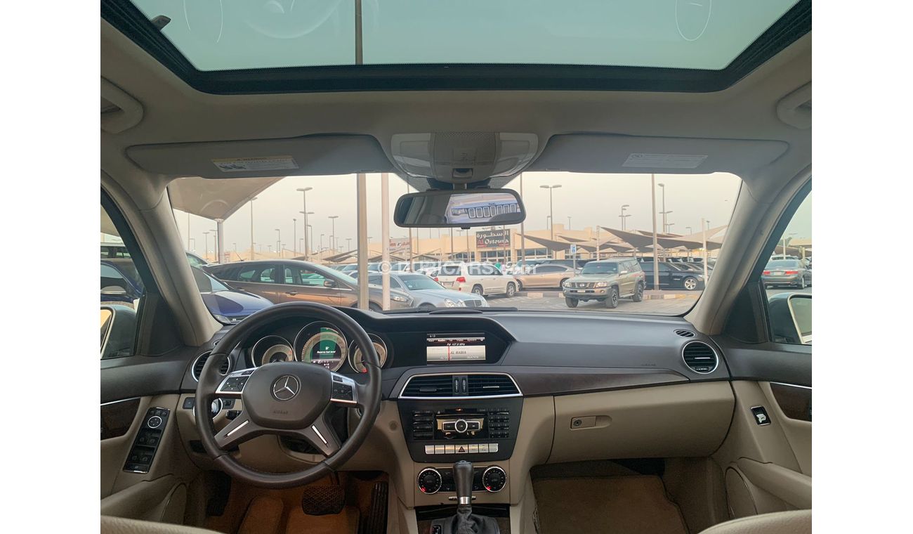 Mercedes-Benz C 200 Mercedes C200_2013_GCC_Excellent_Condihion _Full option