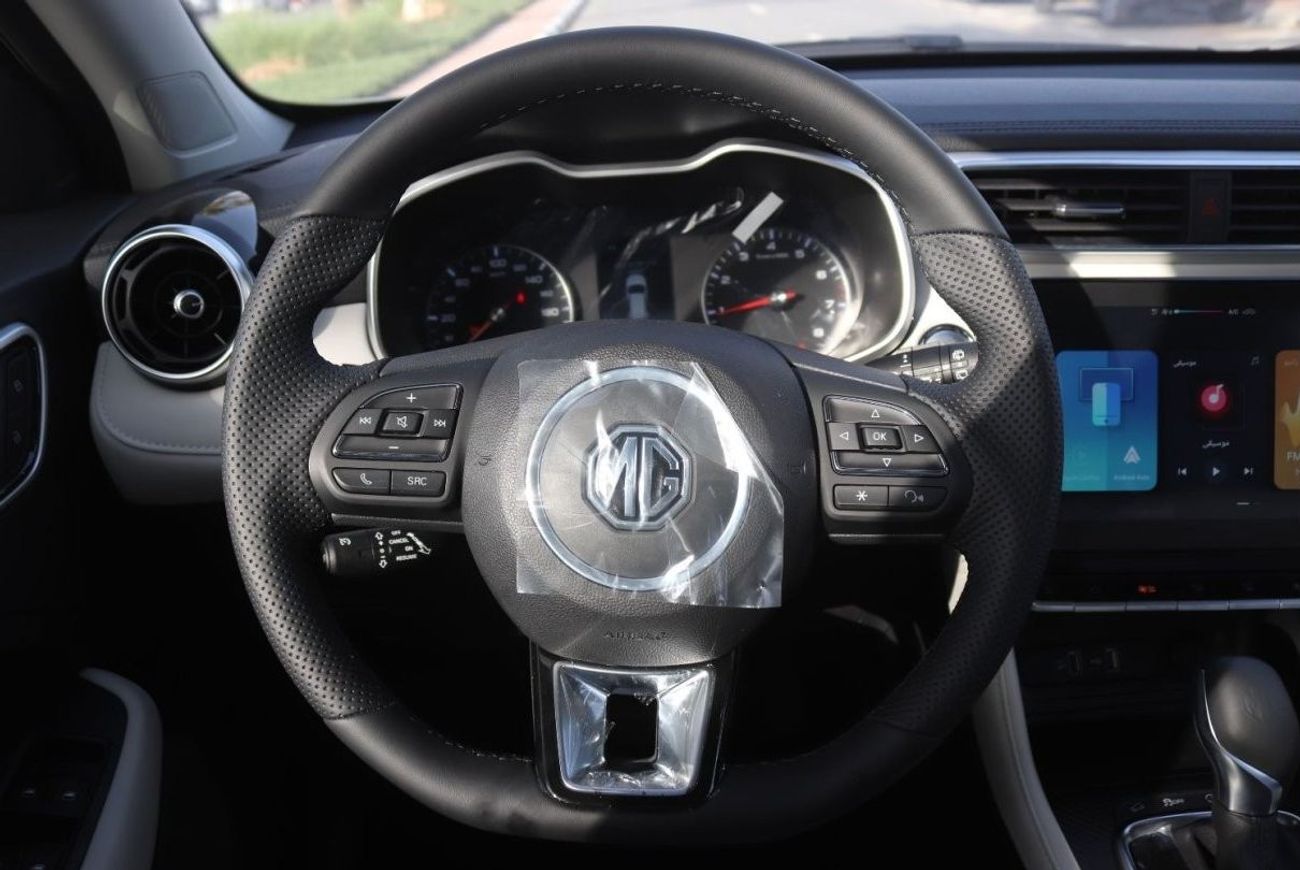 أم جي ZS 1.5L LUXURY, PUSH START, PANORAMIC ROOF, LEATHER SEAT, FULL OPTION, MODEL 2024