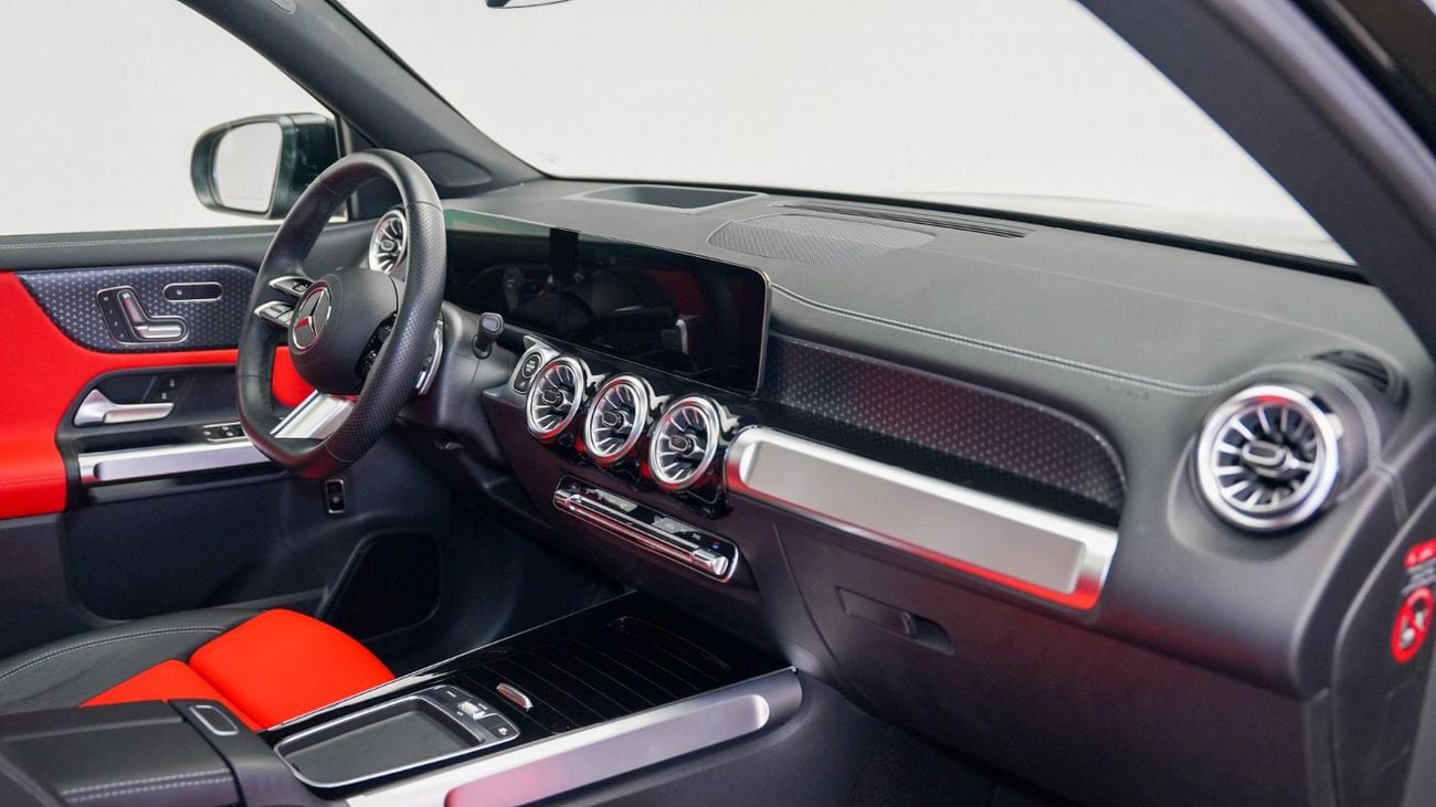 Mercedes Benz GLB250 4MATIC UAE's Very Best Example | AED 2,496 Per Month