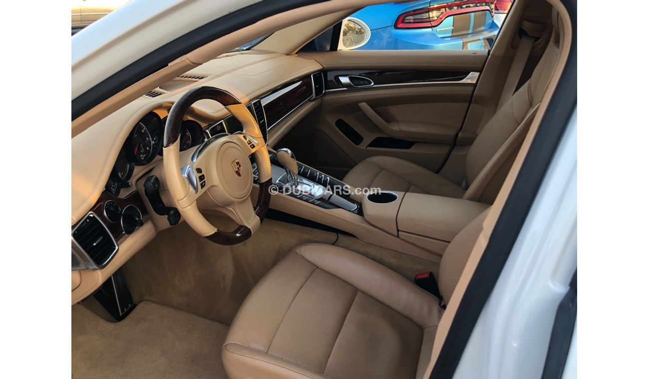 Porsche Panamera PORSCHE PANEMERA MODEL 2013 GCC CAR PERFECT CONDITION FULL OPTION SUN ROOF LEATHER SEATS BACK CAMERA