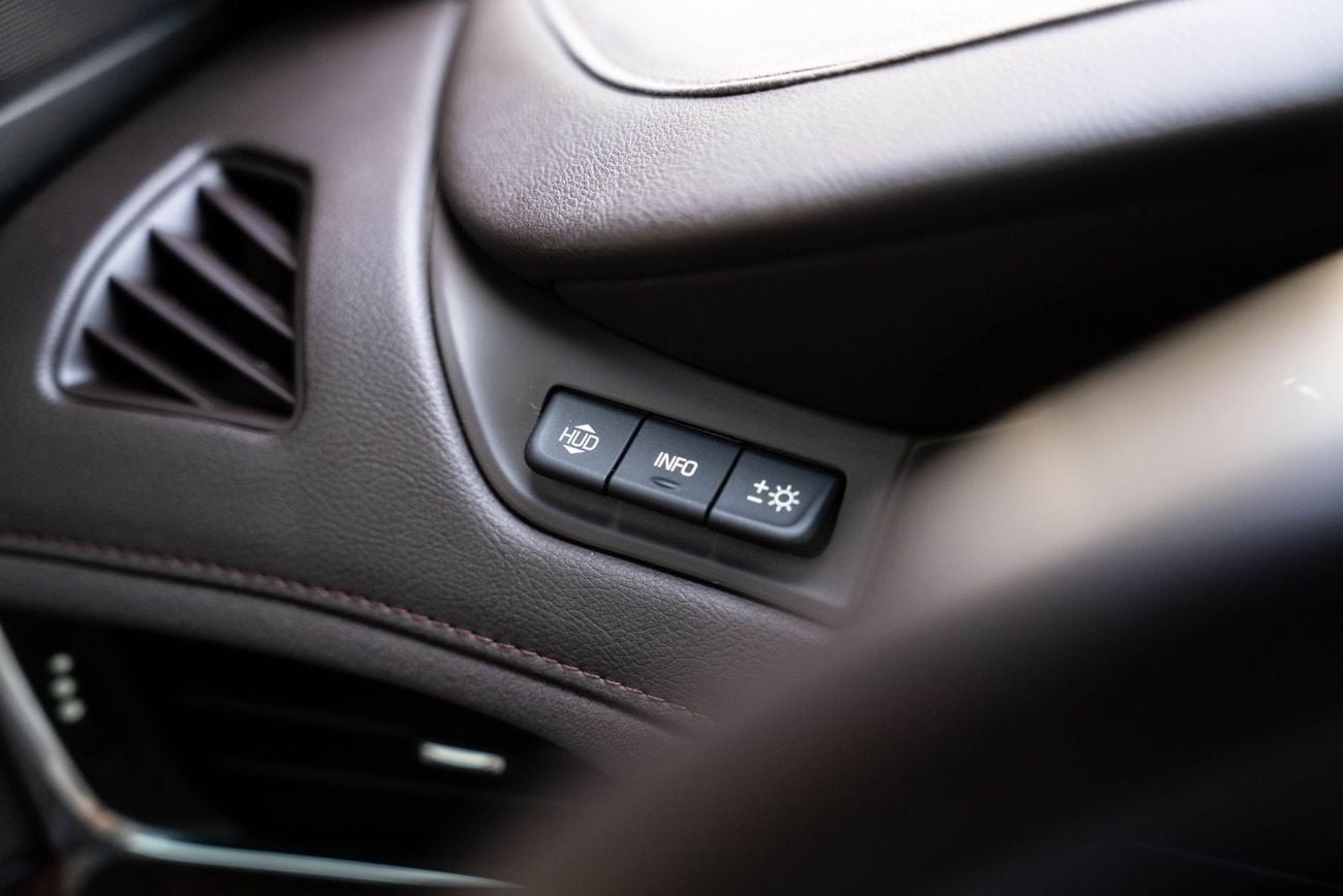 Cadillac Escalade Platinum 6.2L V8 2016 GCC Low Mileage