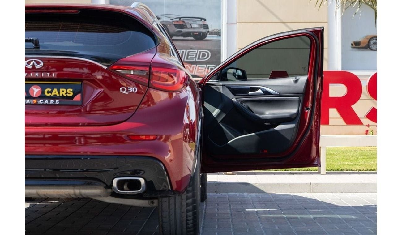 Infiniti Q30 Infiniti Q30 2019 GCC under Warranty with Flexible Down-Payment.