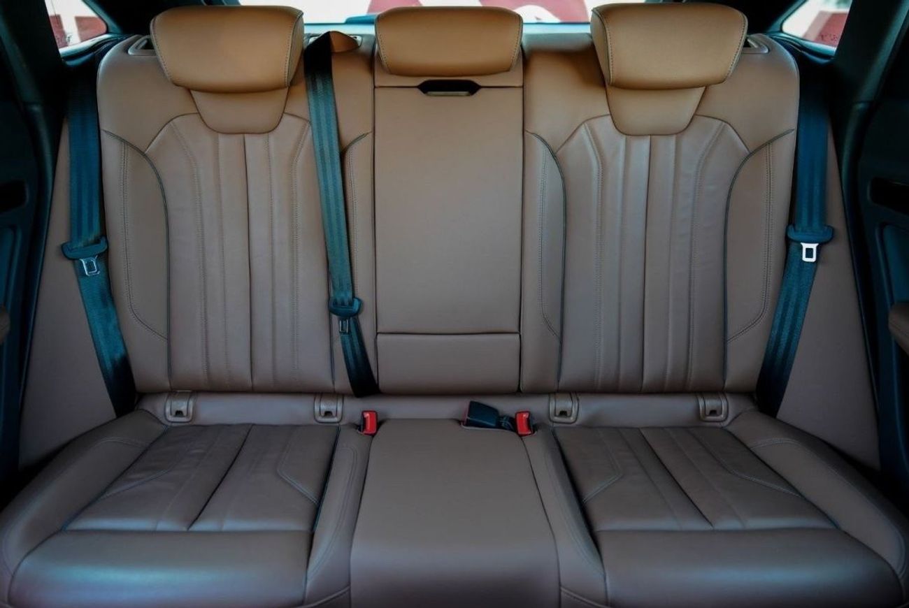 Audi Q5 45 TFSI quattro S Line Audi Q5 45TFSI Quattro S-Line Sportback 2022 GCC under Agency Warranty and Se