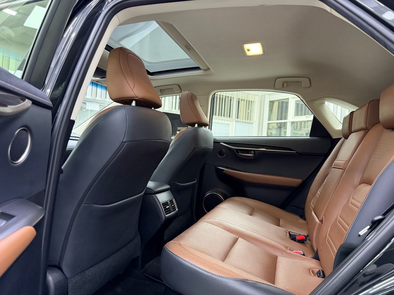 لكزس NX200t Platinum 2.0L