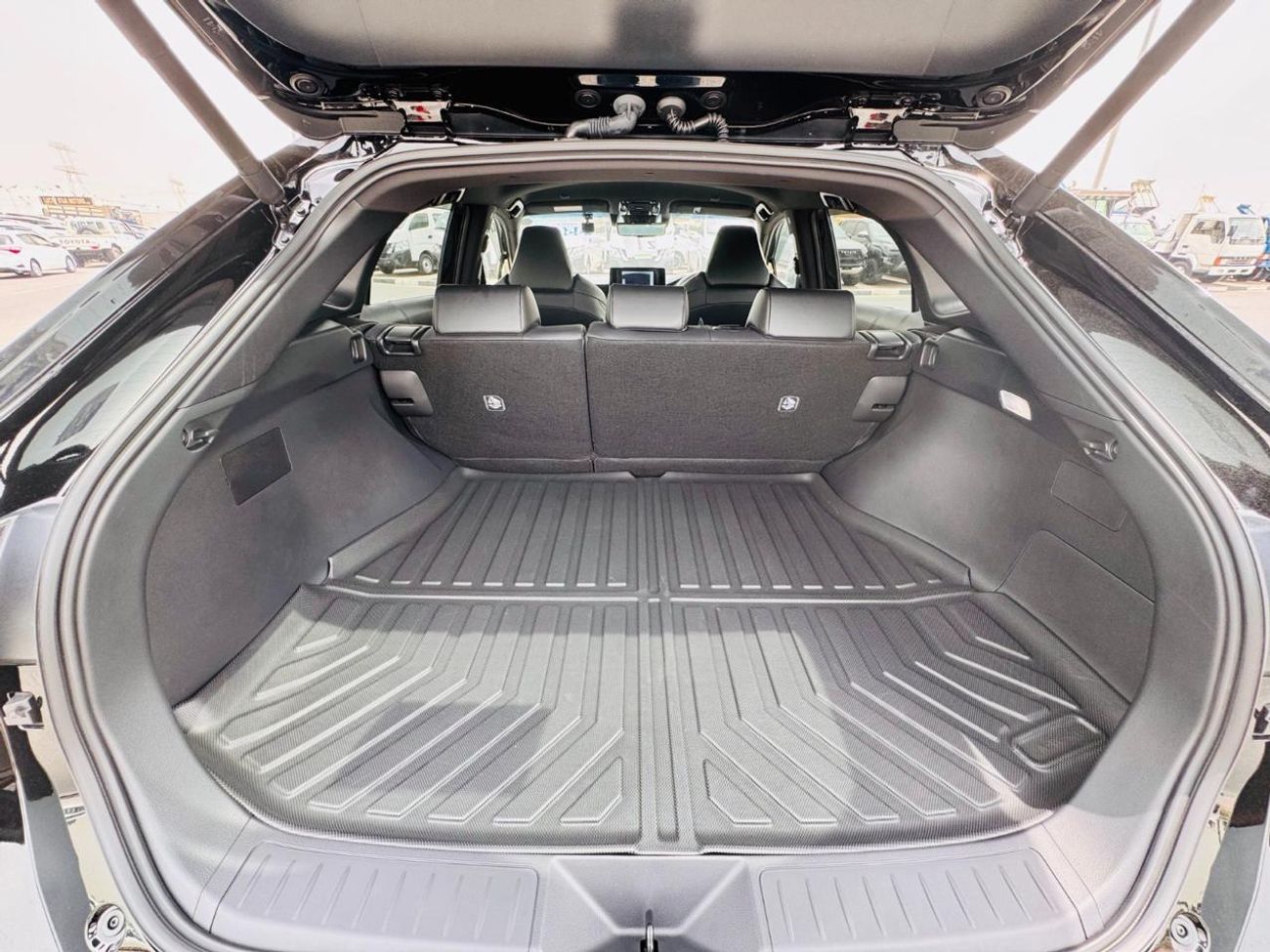 تويوتا هاريار