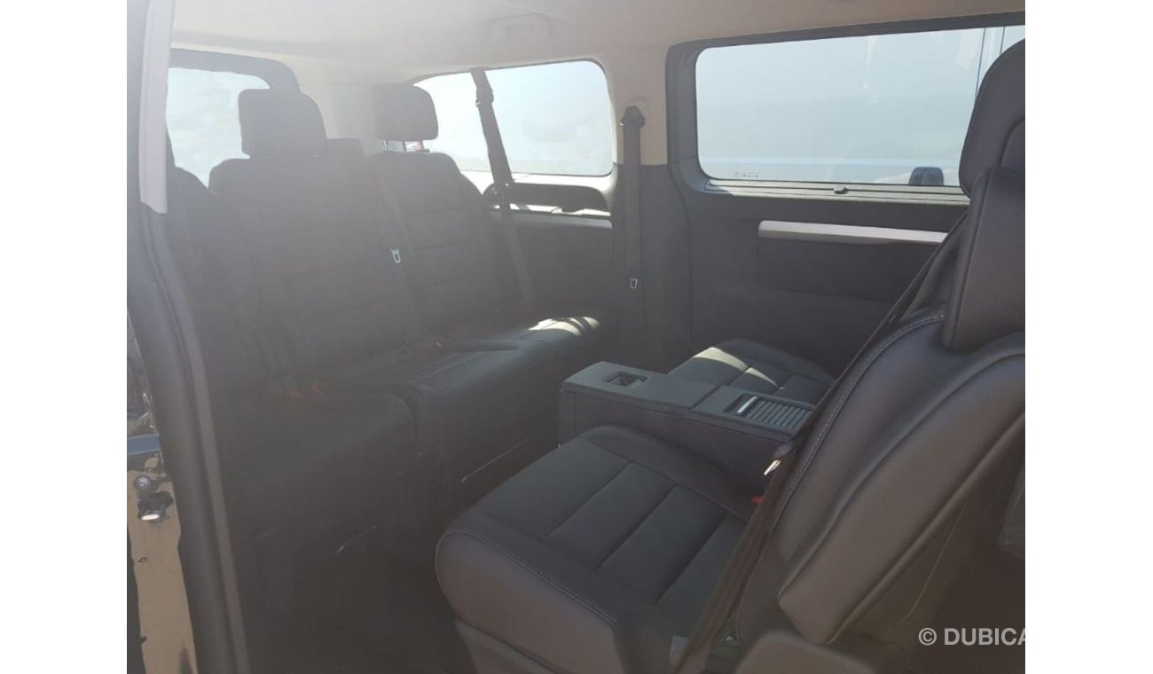 Peugeot Traveller BUSINESS VIP 2.0L DIESEL AUTOMATIC