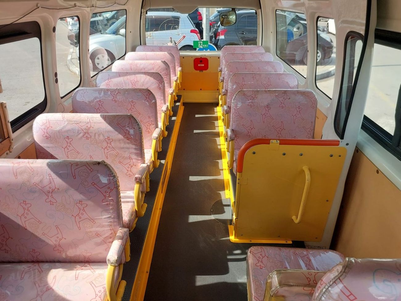 تويوتا هاياس TOYOTA HIACE VAN RHD 2015 MODEL 2.7L PETROL AUTOMATIC(PM55169)