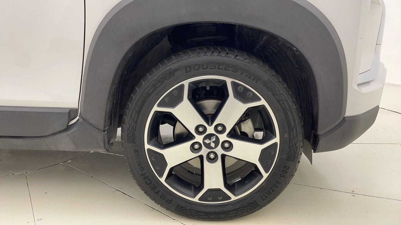 Mitsubishi Xpander Cross PREMIUM 1.5 | Zero Down Payment | Home Test Drive