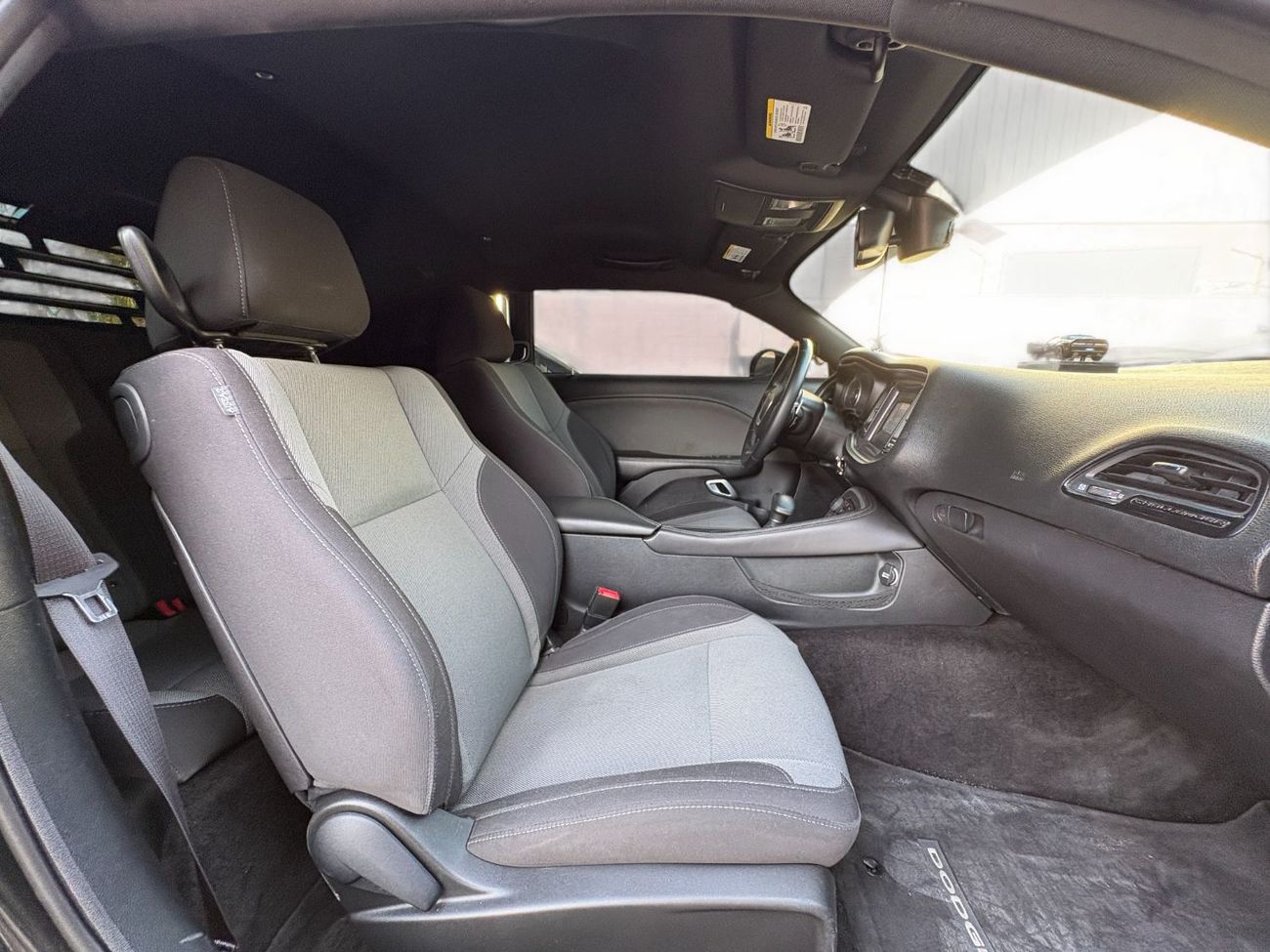 Dodge Challenger 3.6L V6 A/T | 2015 | USA SPECS | Aftermarket Wide Body Kit