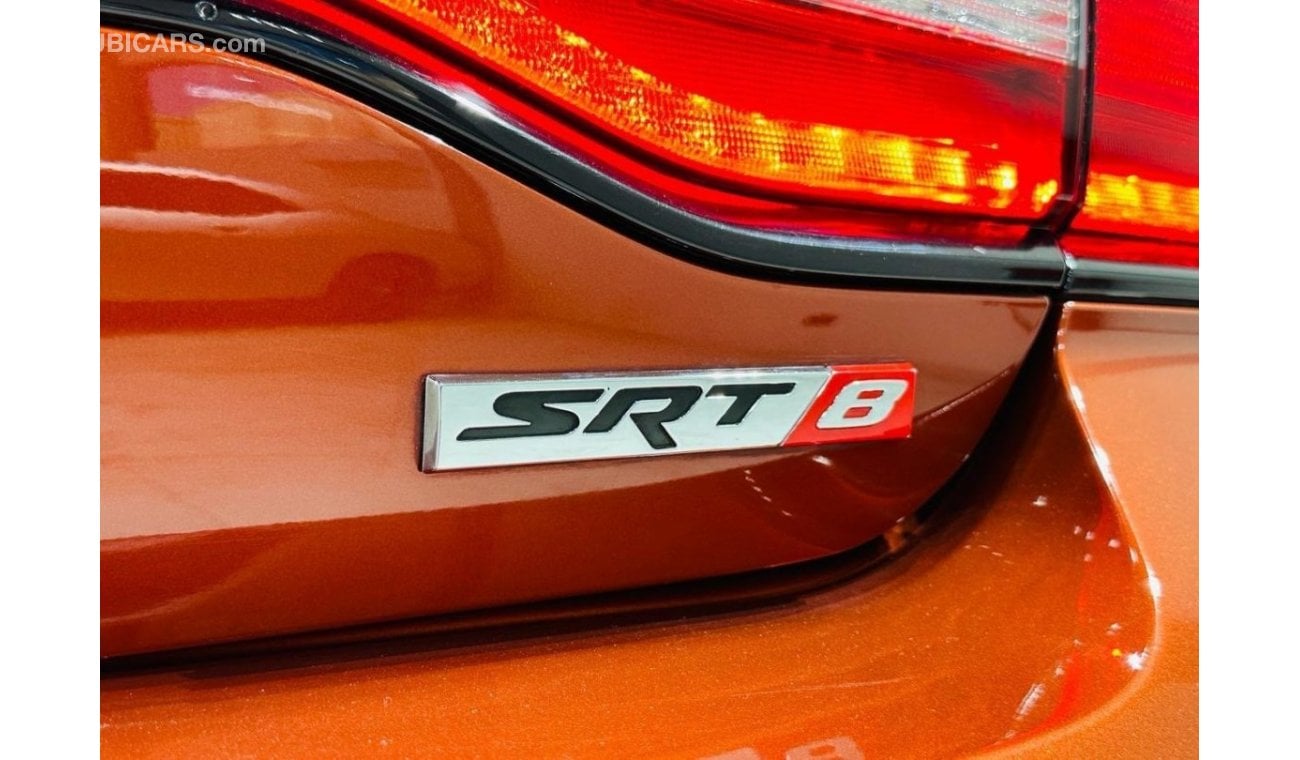 دودج تشارجر SRT8