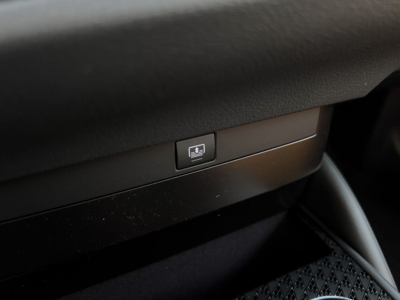 Lexus ES300h EXPORT ONLY - ES300h 2.5L Hybrid