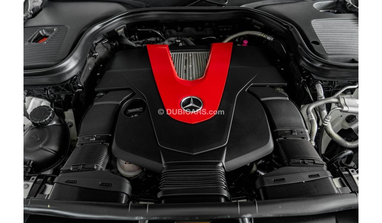 Mercedes-Benz GLC 43 AMG 2017 Mercedes GLC43 AMG Full Option / Full-Service History