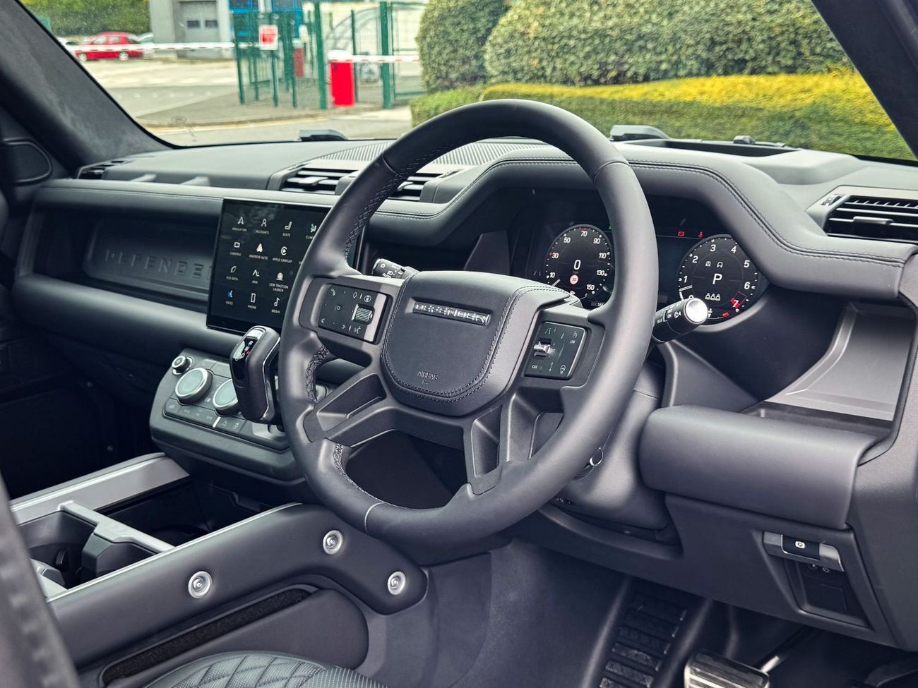 Land Rover Defender 110 X P425 5.0L V8 OVERFINCH in RIGHT HAND DRIVE (EXPORT ONLY)