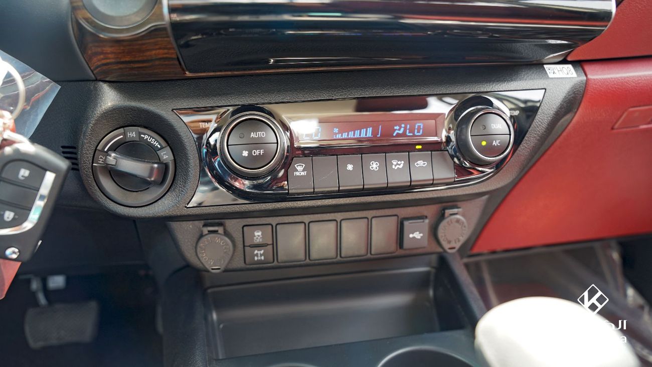 Toyota Hilux Toyota Hilux | 2.4L | GLXS SR5 | Diff Lock | Rear Camera | 4x4 | Climate Control | GCC