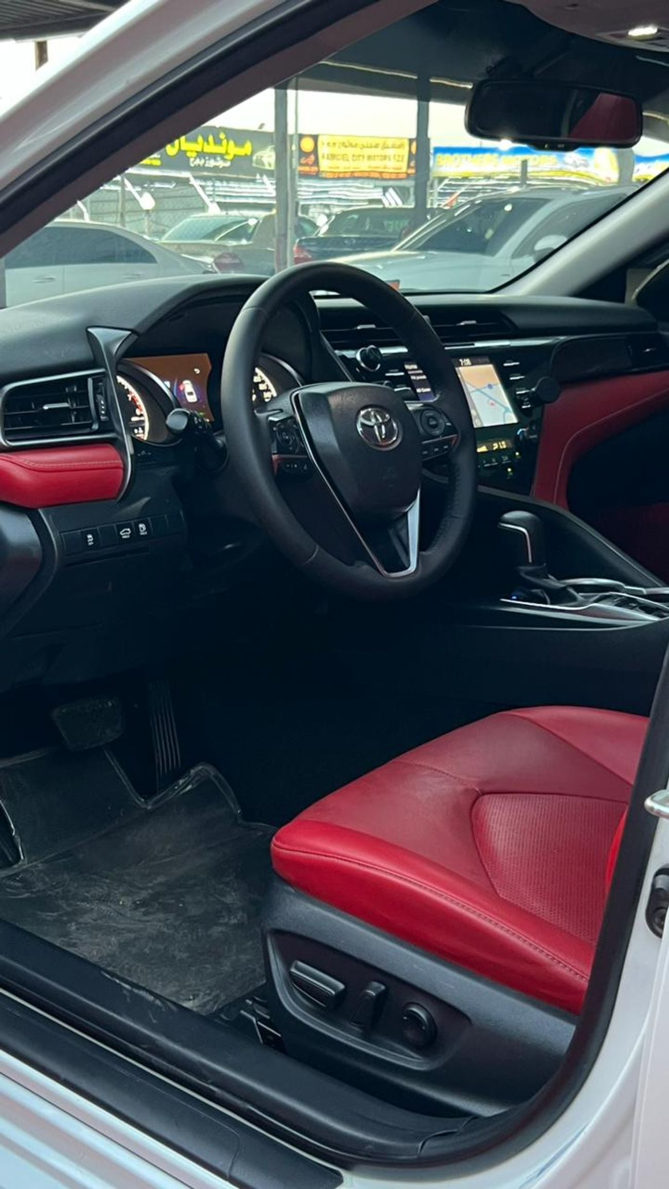 Toyota Camry GLE