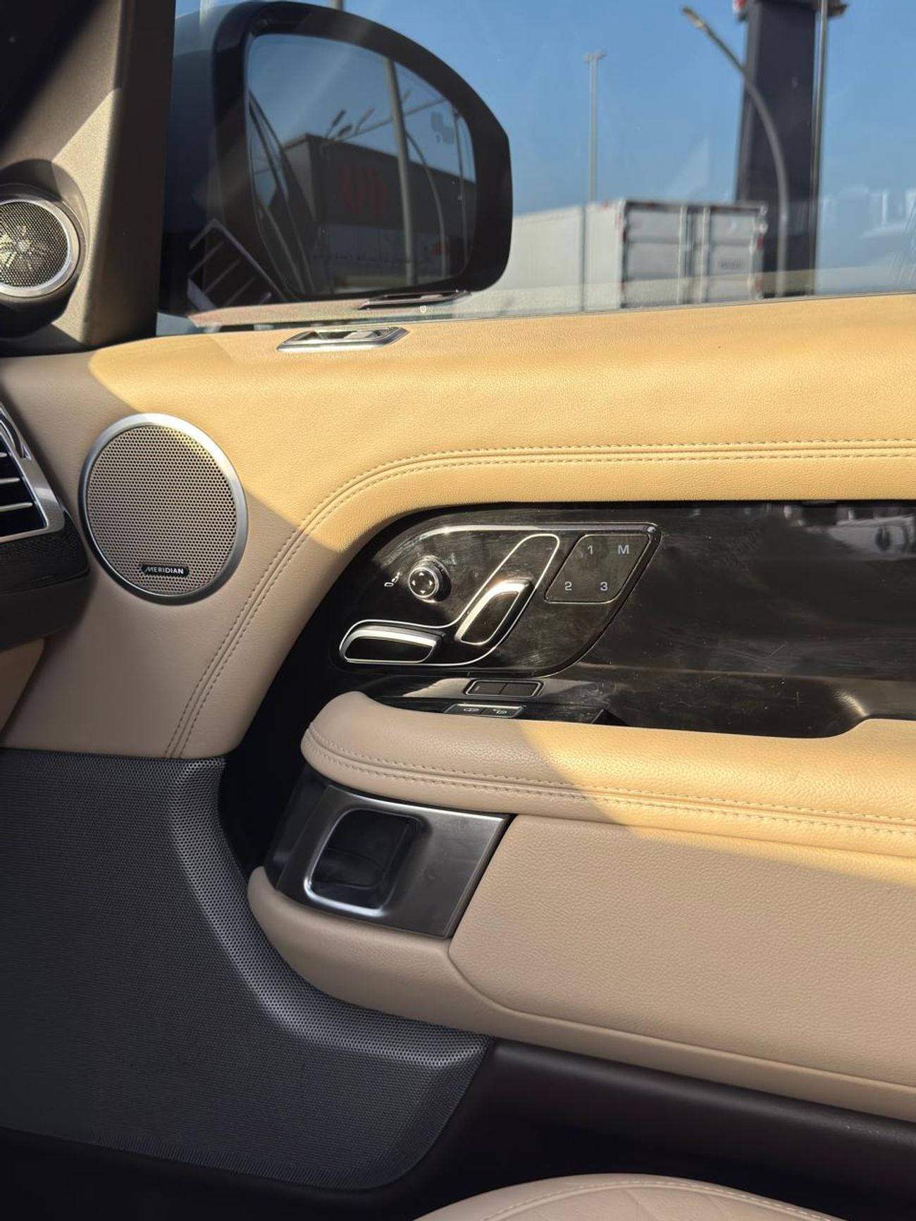 لاند روفر رينج روفر HSE 3.0L (375 HP)