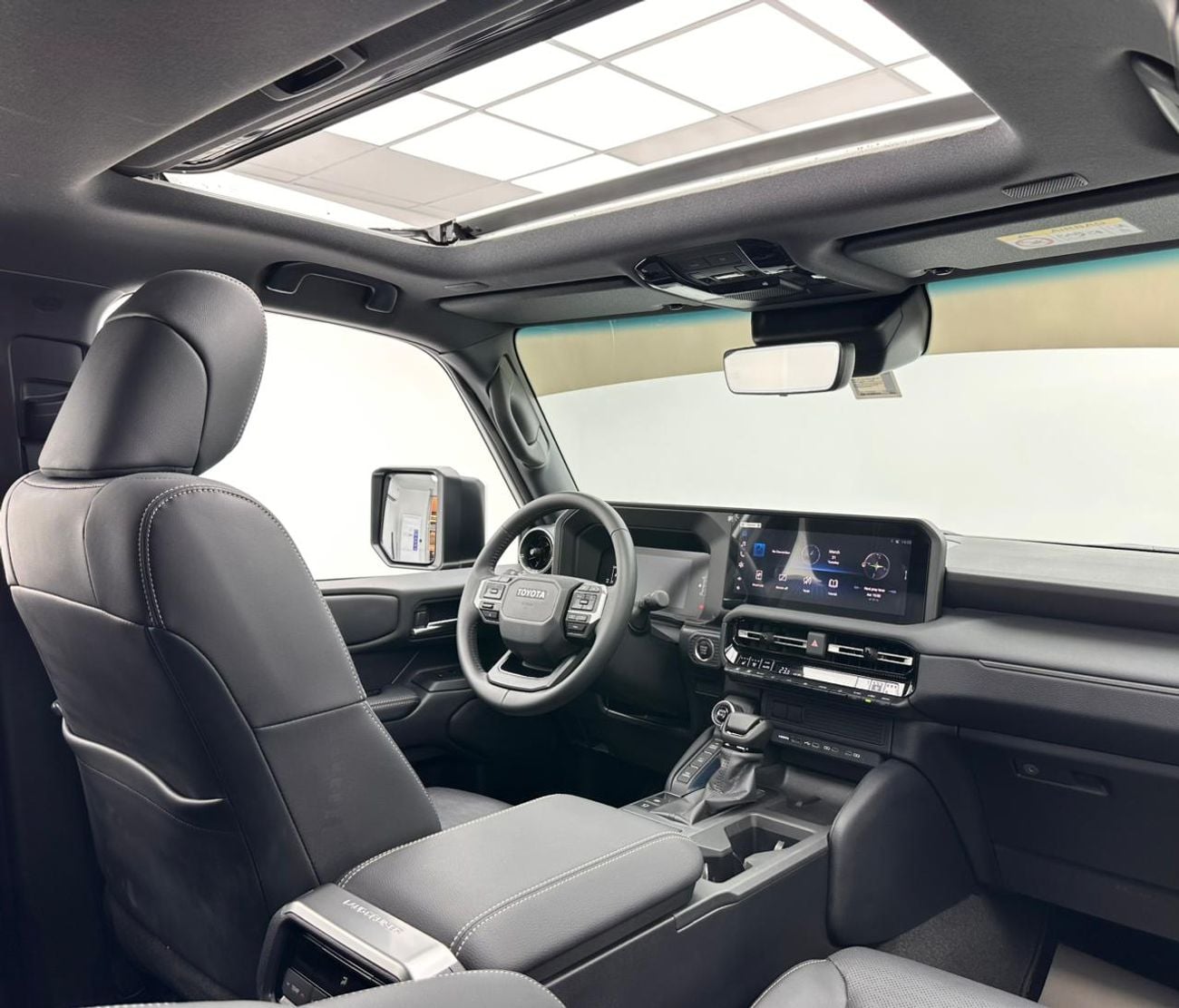 تويوتا برادو 2025 Toyota Land Cruiser Prado GXL, 2028 Toyota Warranty, 2028 Toyota Service Contract, Toyota FSH,