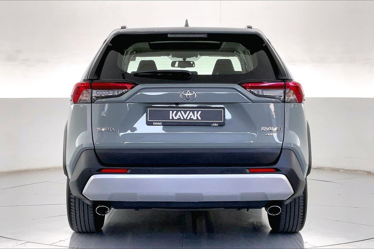 Chevrolet Captiva Premier | 1 year free warranty | 0 Down Payment