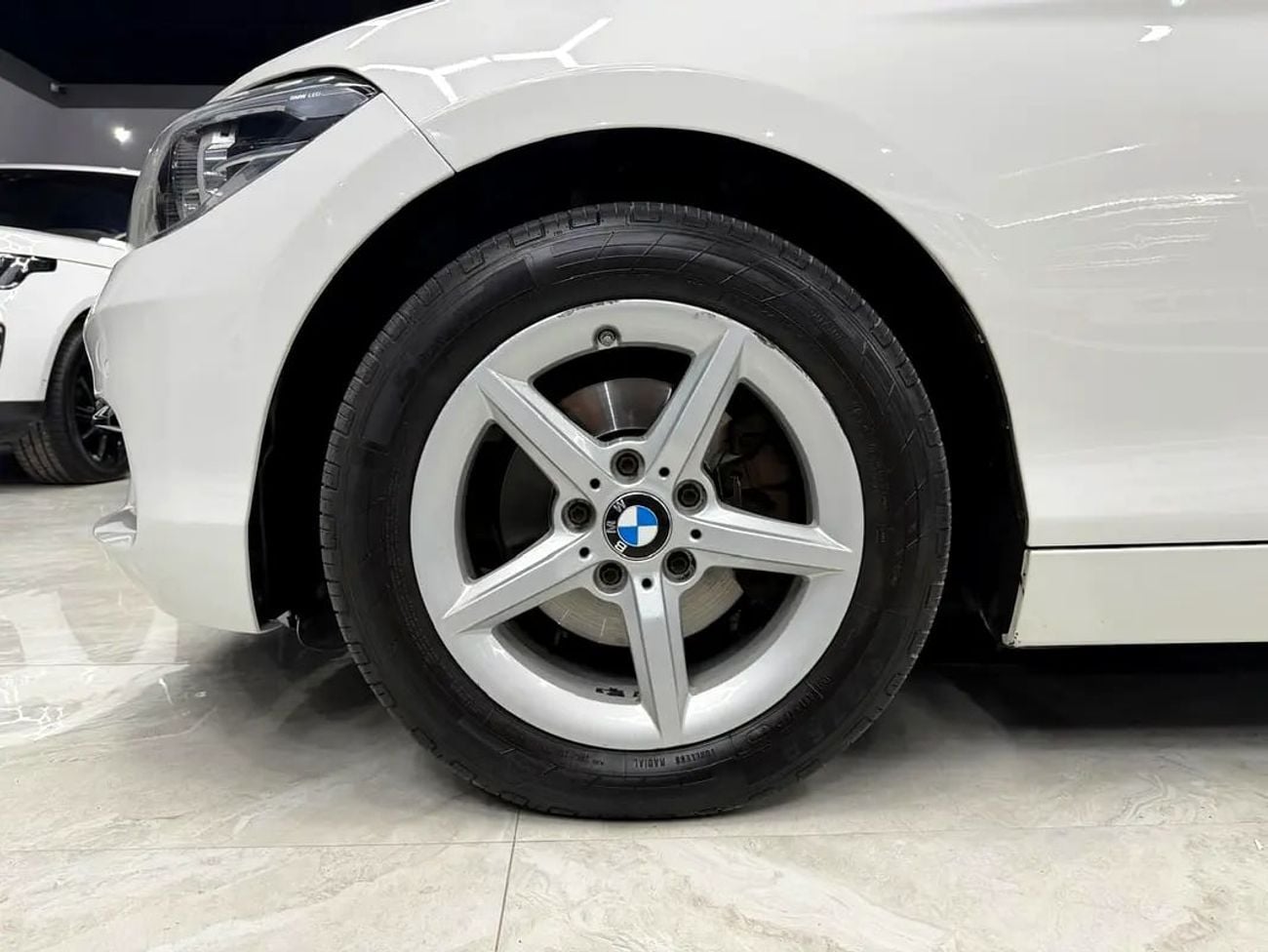 بي أم دبليو 120i M Sport 2.0L