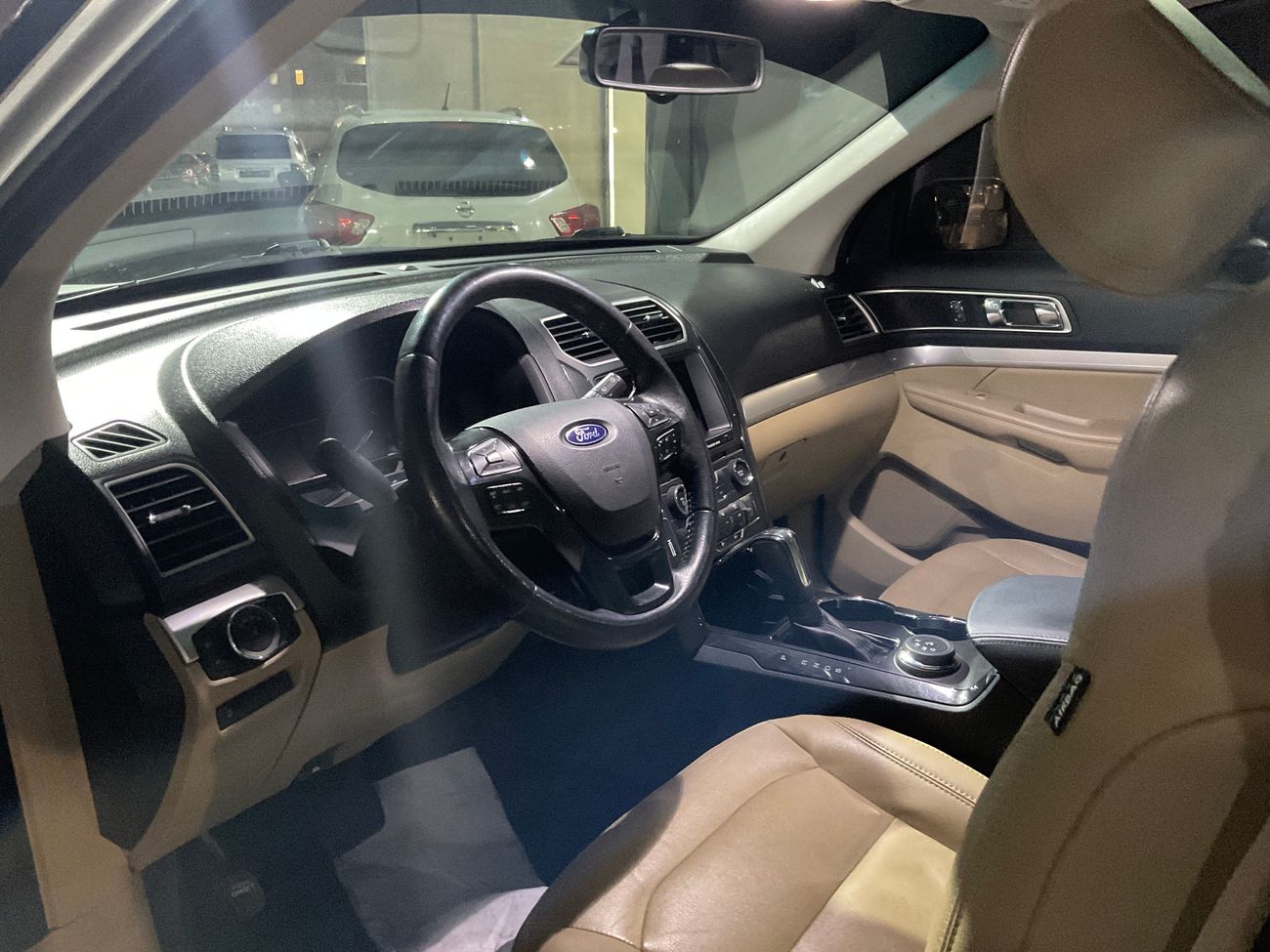 Ford Explorer XLT (Leather) | Guaranteed Warranty | 0 Down Payment